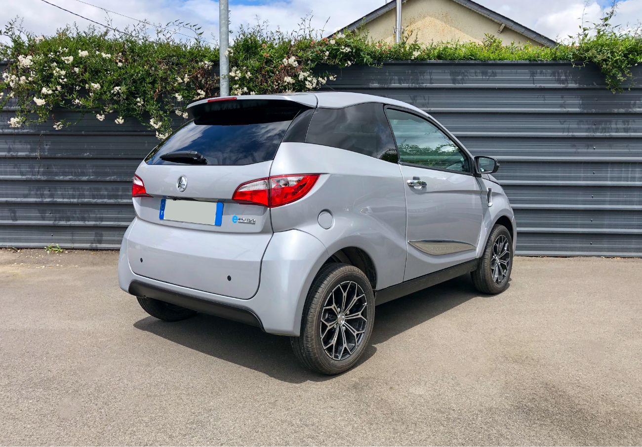 Photo Aixam e-Coupé Premium - Arrière