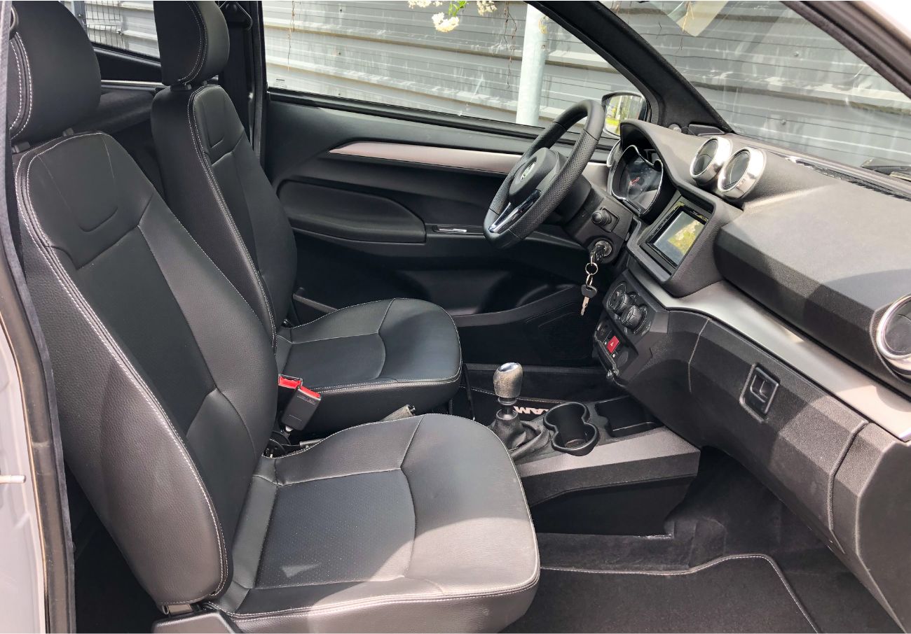 Photo Aixam e-Coupé Premium - Intérieur