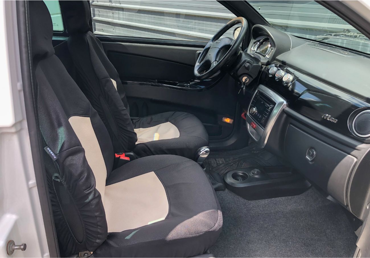[DEPOT-VENTE] Microcar MGO 2 Blanche - Intérieur