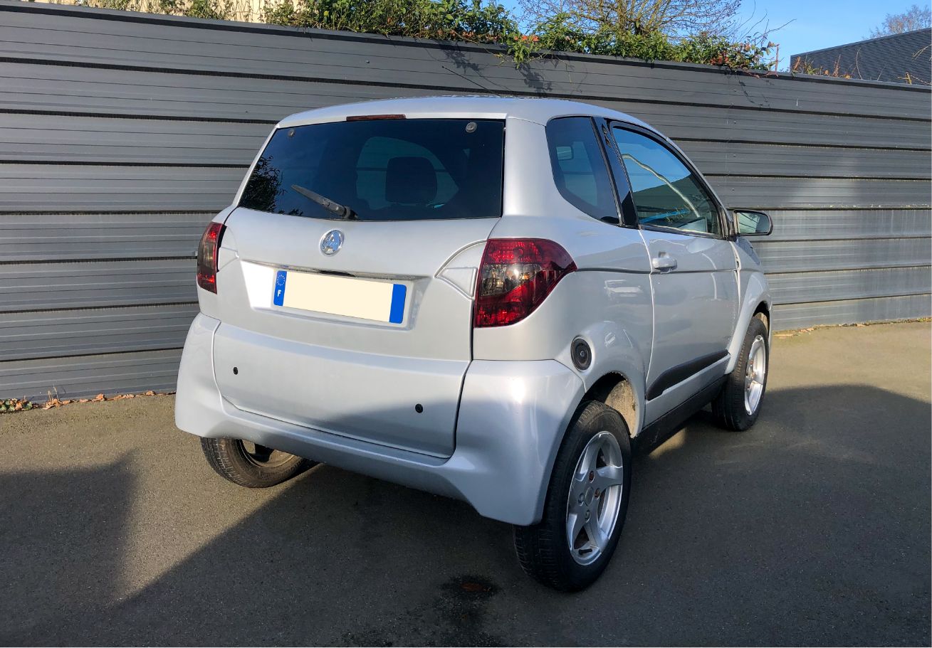 Photo Aixam City gris clair - Arrière