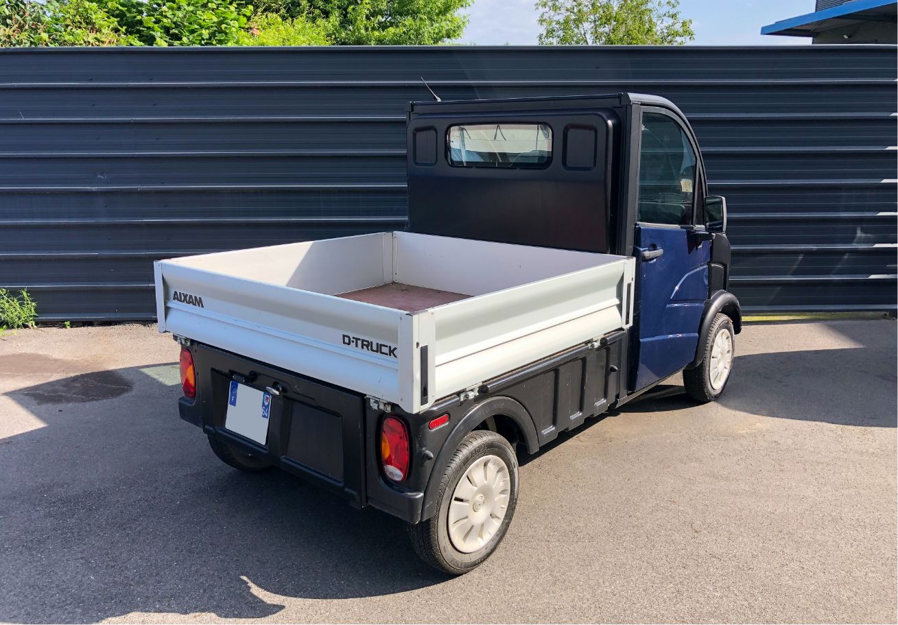 Photo Aixam D-Truck Plateau Bleu - Arrière