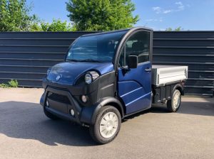 Photo Aixam D-Truck Plateau Bleu - Mise en avant