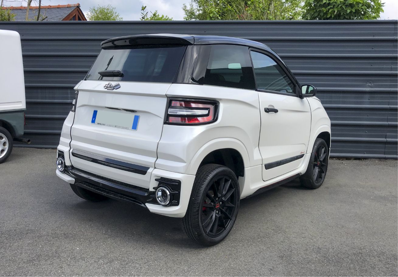 Ligier JS60 Sport Blanc-nacré - Photo arrière