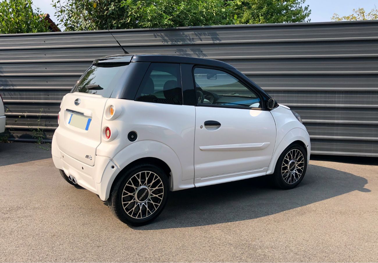 Microcar M8 Blanche Progress - Photo profil