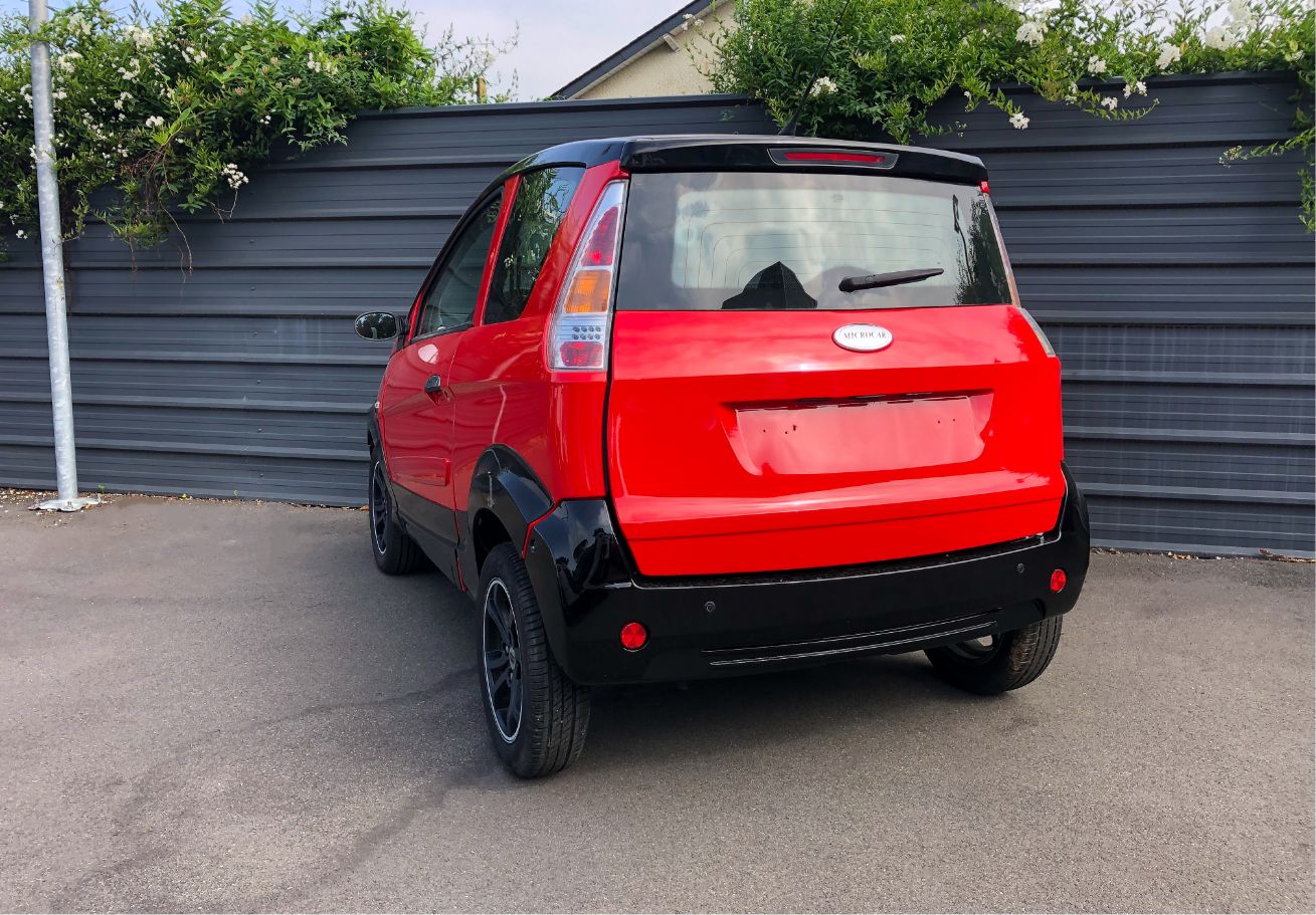 Photo Microcar MGO 2 version Mexico Rouge - Arrière