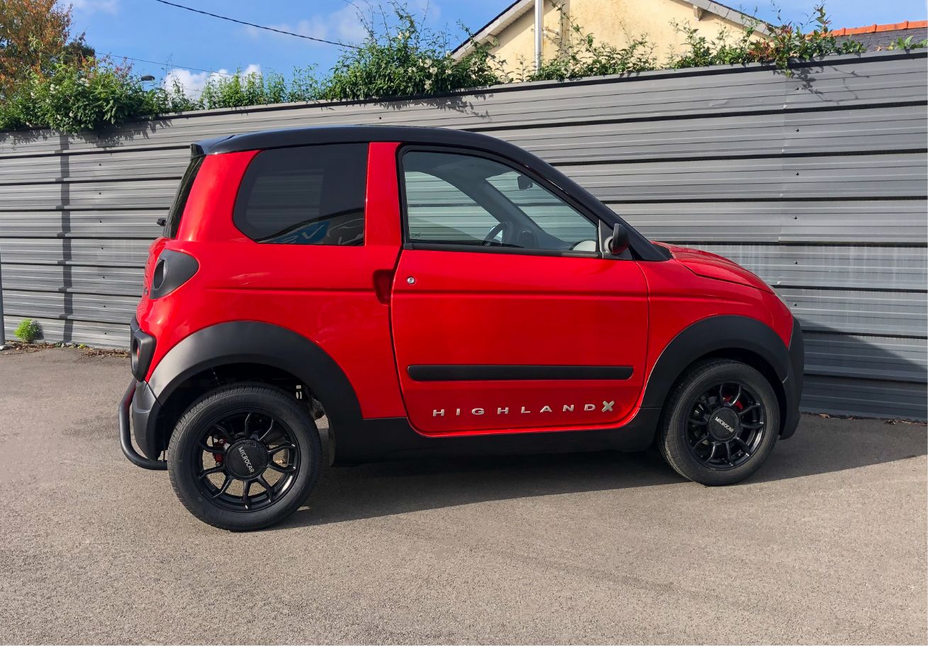 Photo Microcar MGO 4 Highland X Rouge moteur Progress - Profil