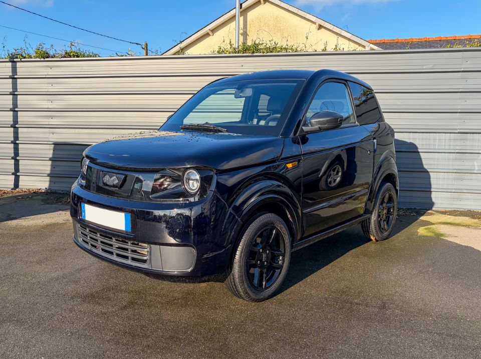 Photo Ligier Myli IDEAL Noire - Mise en avant