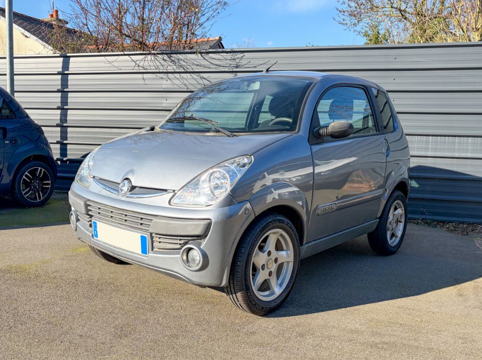 Photo Aixam City Grise - Mise en avant